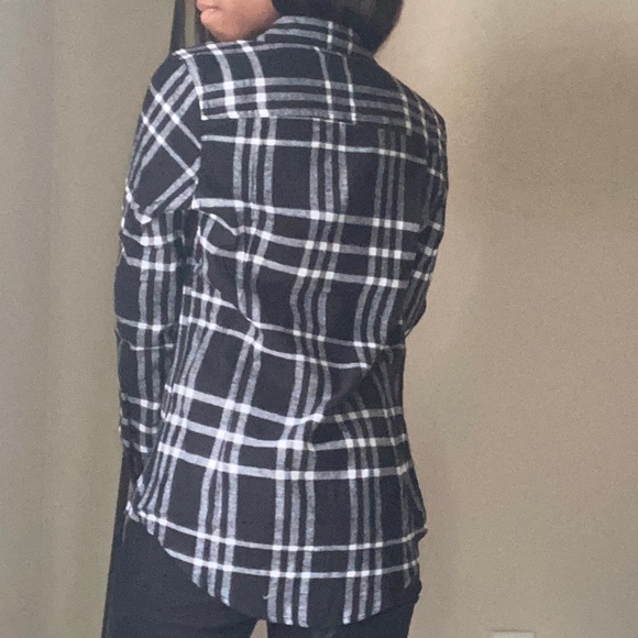 Inso Collection Black and White Plaid Flannel Long Sleeve Shirt - Picture 2 of 3